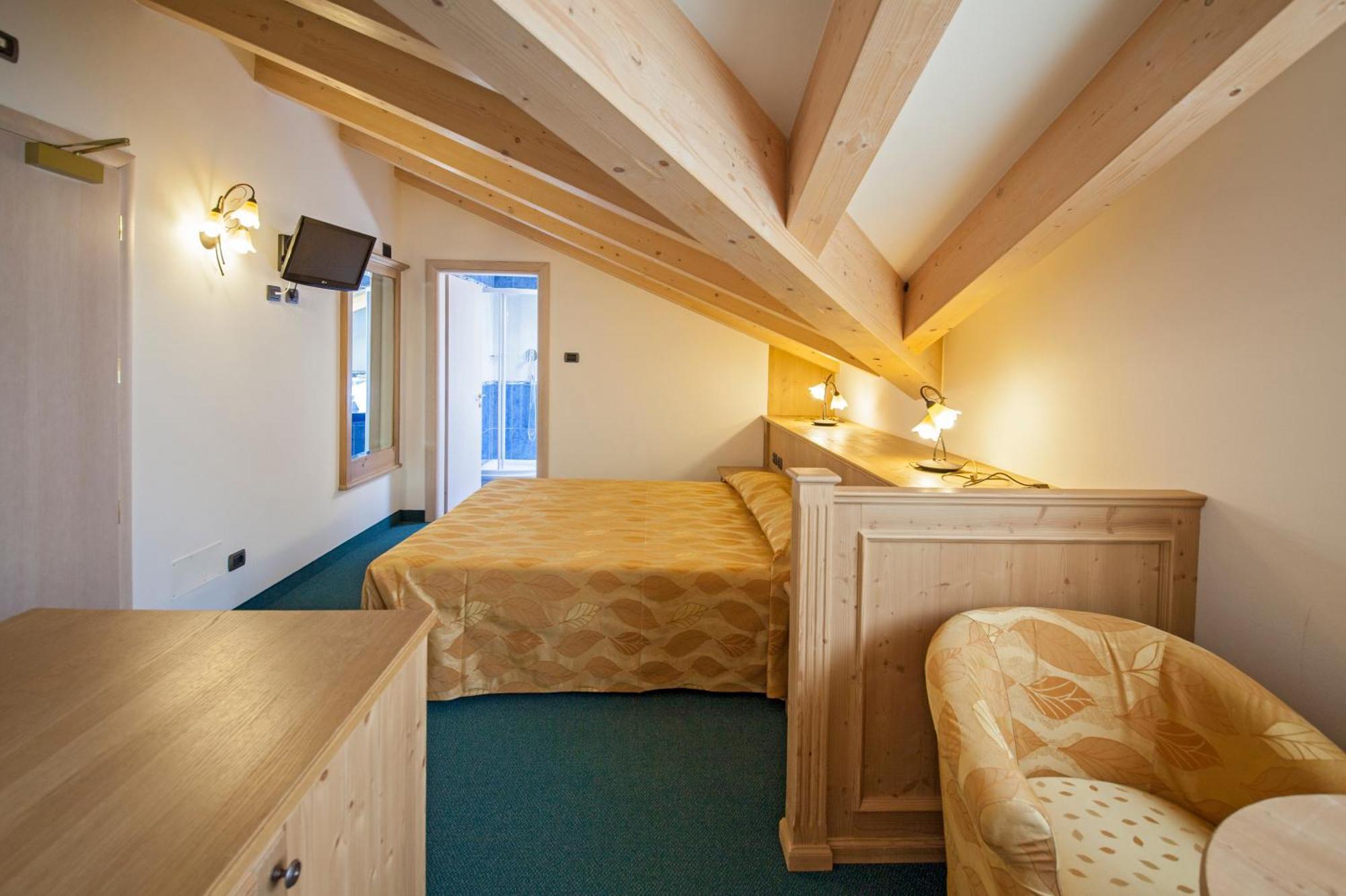 Family Hotel Andes - Only For Family Vigo di Fassa Room photo